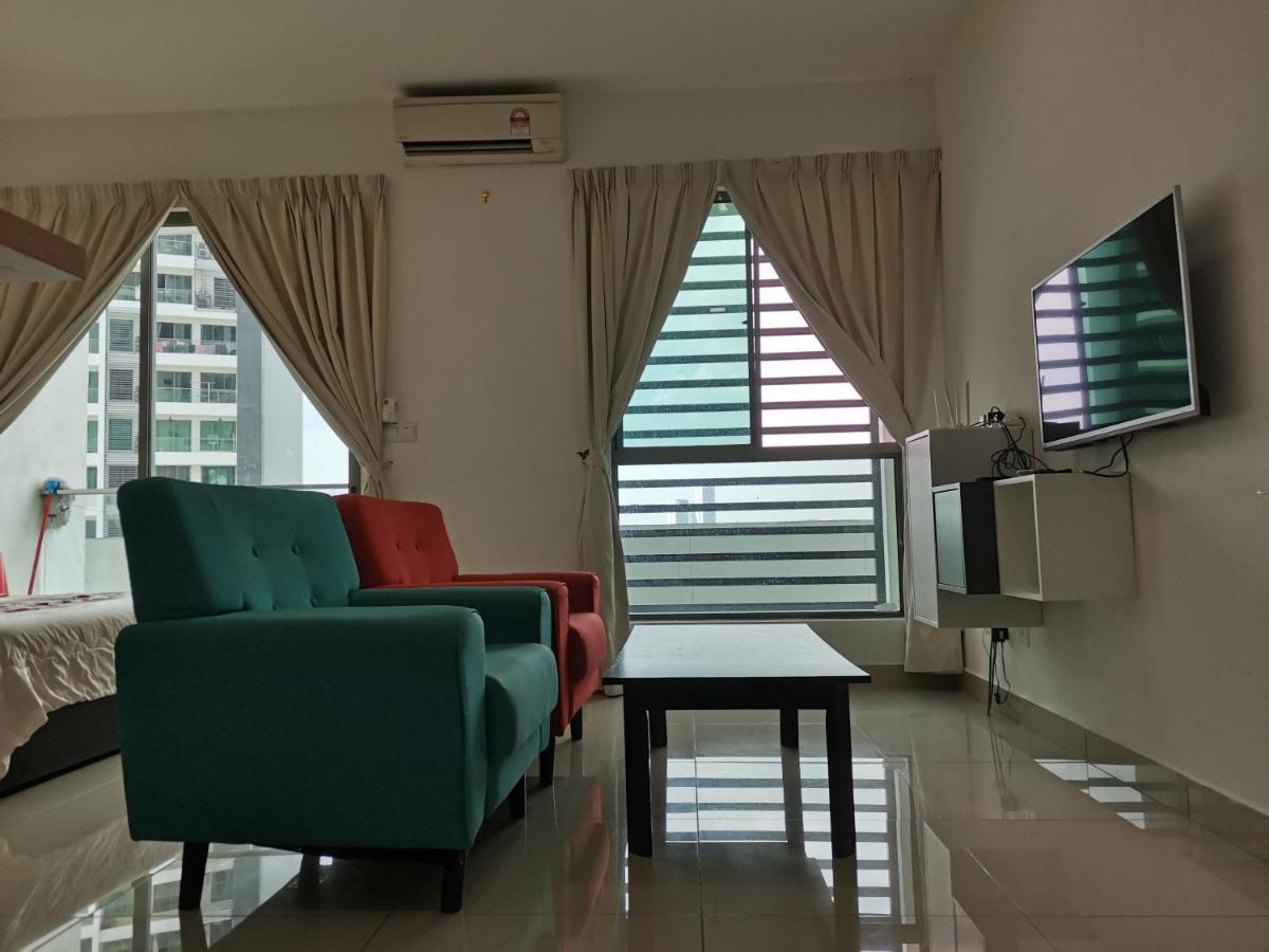 Studio Apartment Cyberjaya Near Bus Terminal Exteriör bild