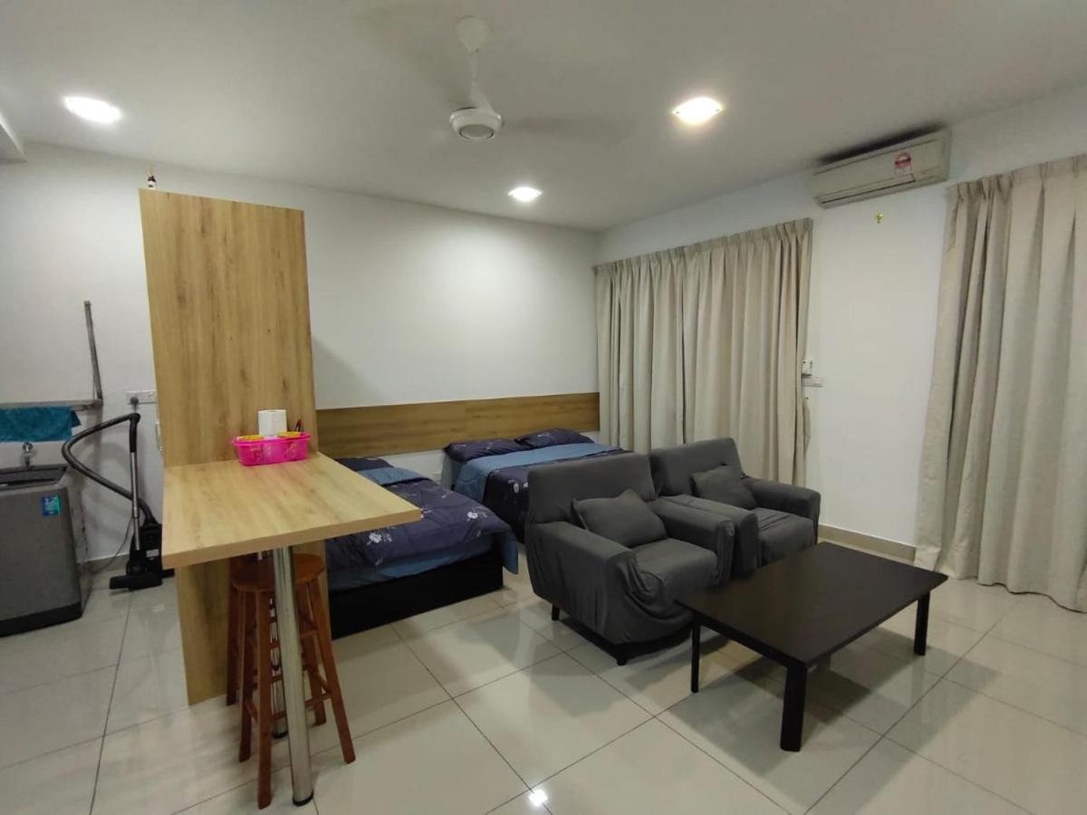 Studio Apartment Cyberjaya Near Bus Terminal Exteriör bild