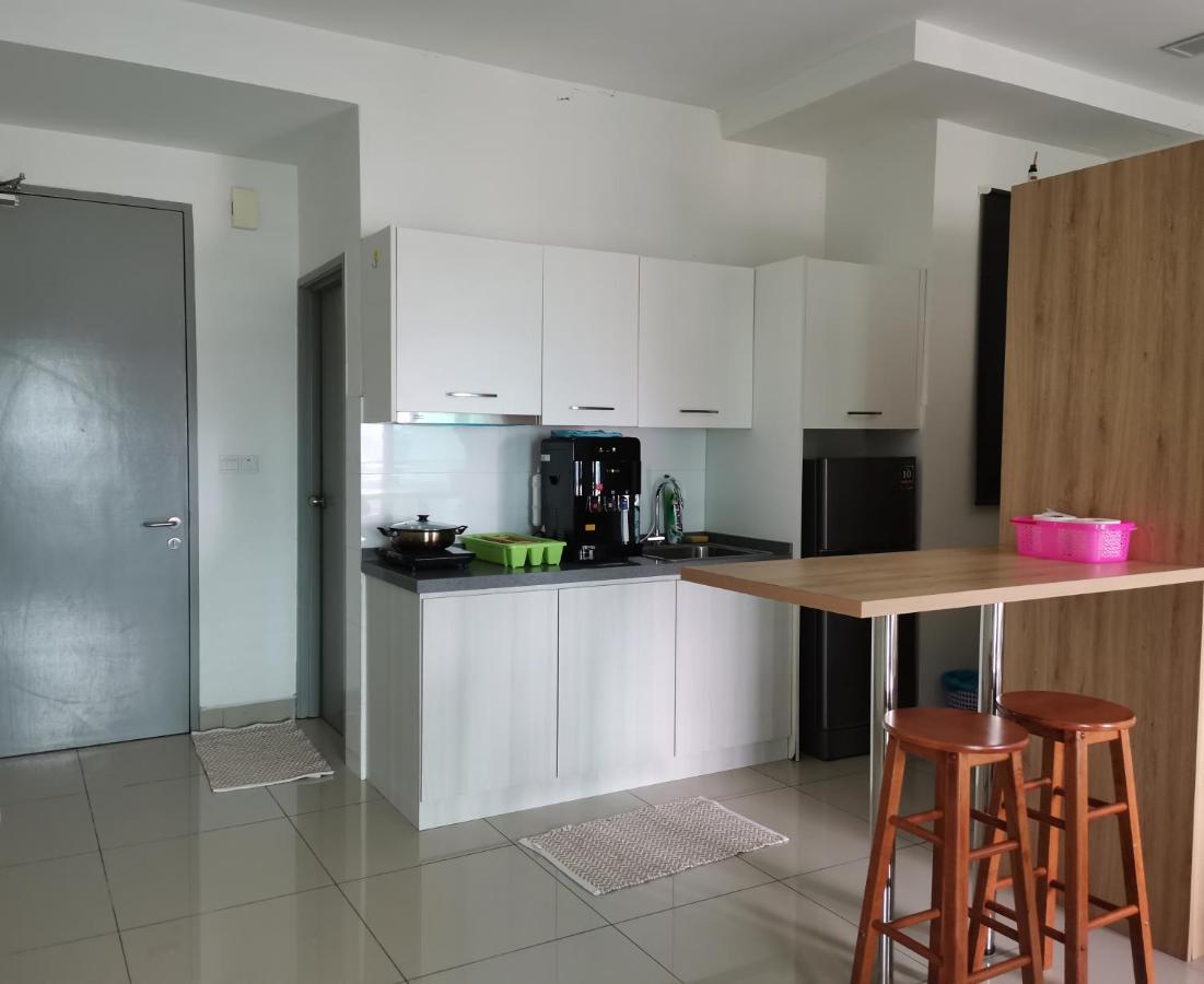 Studio Apartment Cyberjaya Near Bus Terminal Exteriör bild